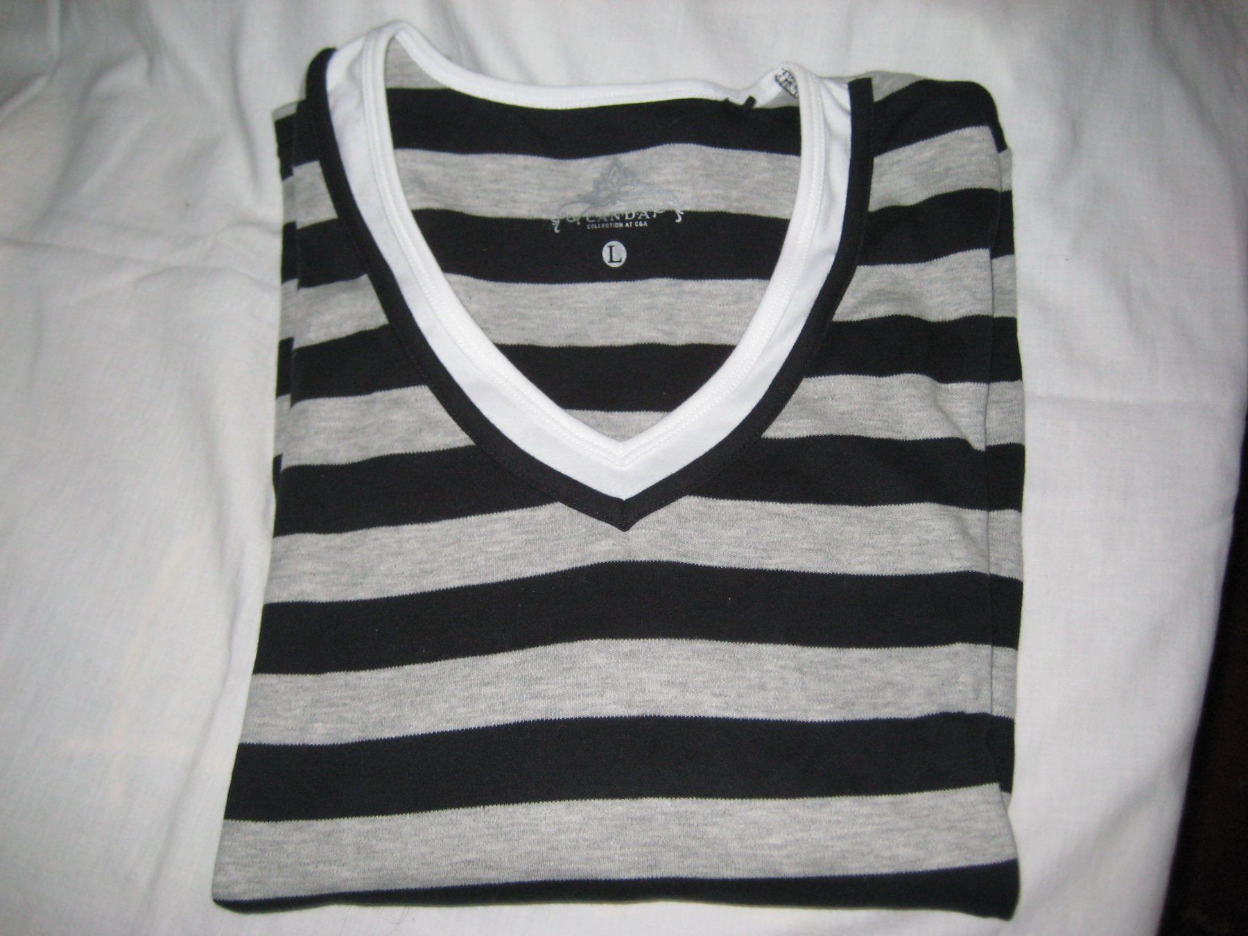 T-Shirts: DAMEN  T -SHIRT  LANGARM – Gebraucht aus Uster von flocke1