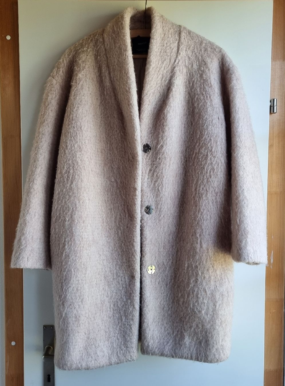 Mango Cappotti: Ab CHF 1.- MANGO Teddy Mantel, Gr. S/36 hellrosa – Usato da Gontenschwil venduto da shop2hand