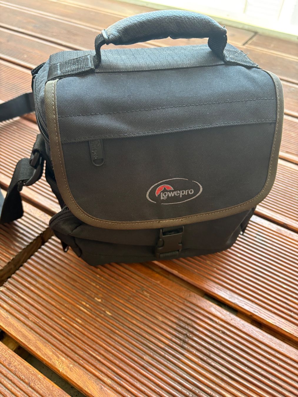 Lowepro Borse: Fototasche – Usato da Schübelbach venduto da S1CH