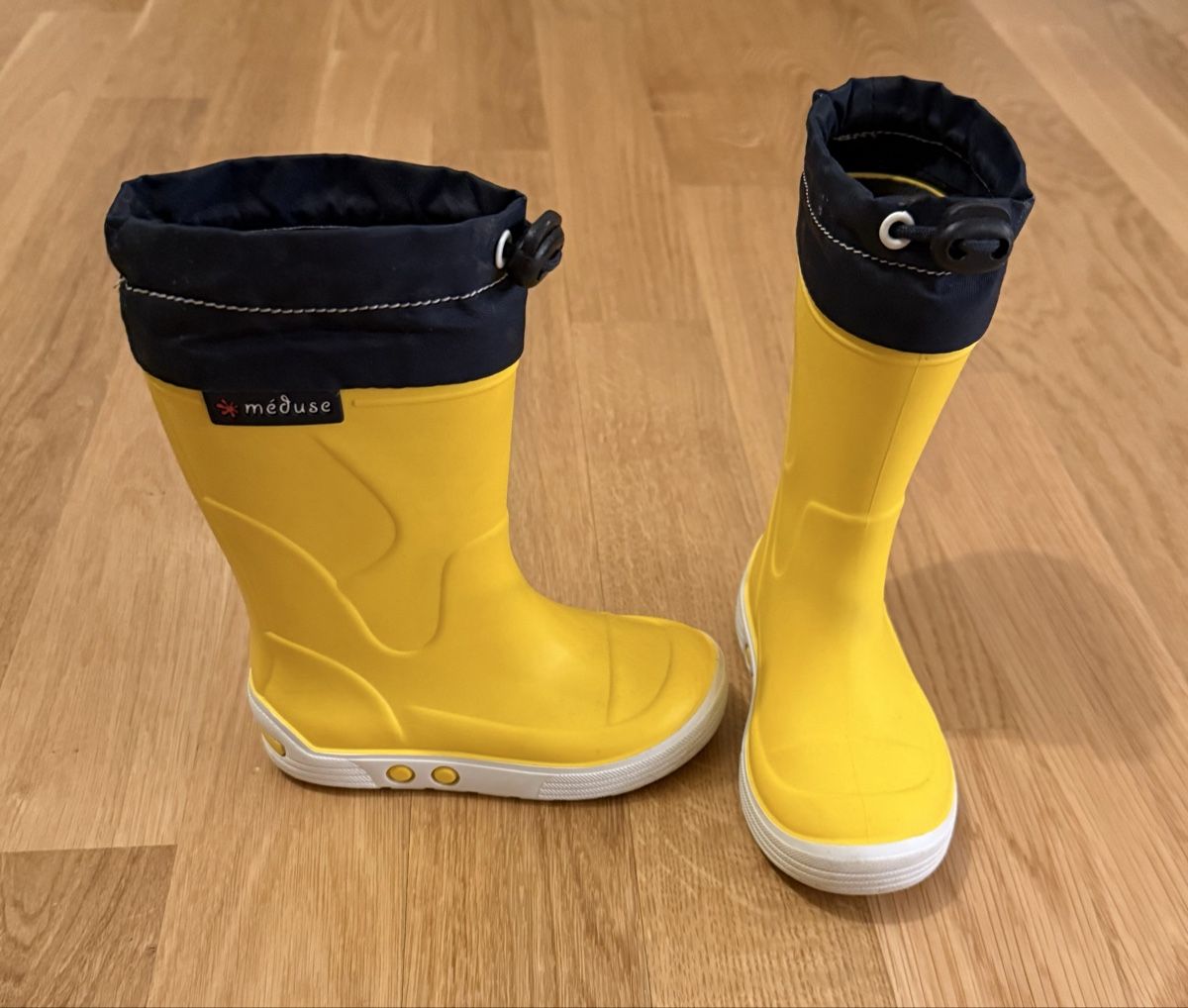 Schuhe für Jungen: Méduse - Bottes de pluie jaune, pointure 23 – Gebraucht aus Genève von valmath