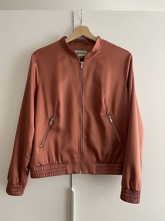 Jacken: Leichte Jacke  – Gebraucht aus Brunnen von Mirieb