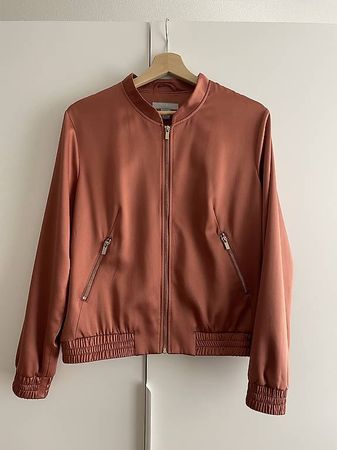 Leichte Jacke 