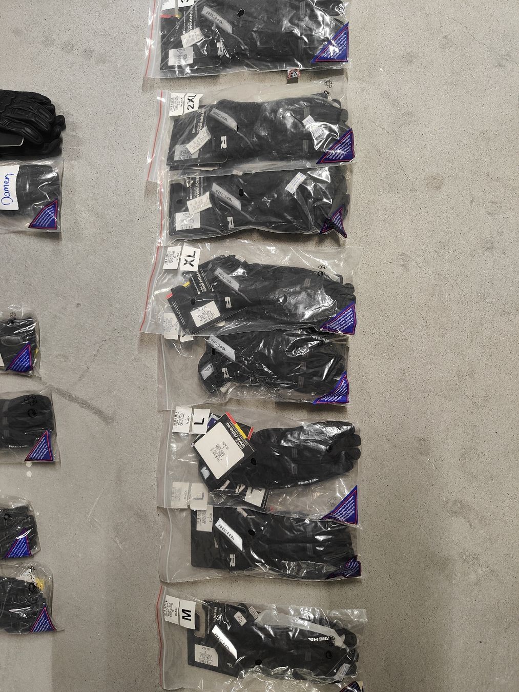 Altri accessori da uomo: Motorrad Handschuhe  – Nuovo e nell'imballaggio originale da Flims-Waldhaus venduto da NickY30 2