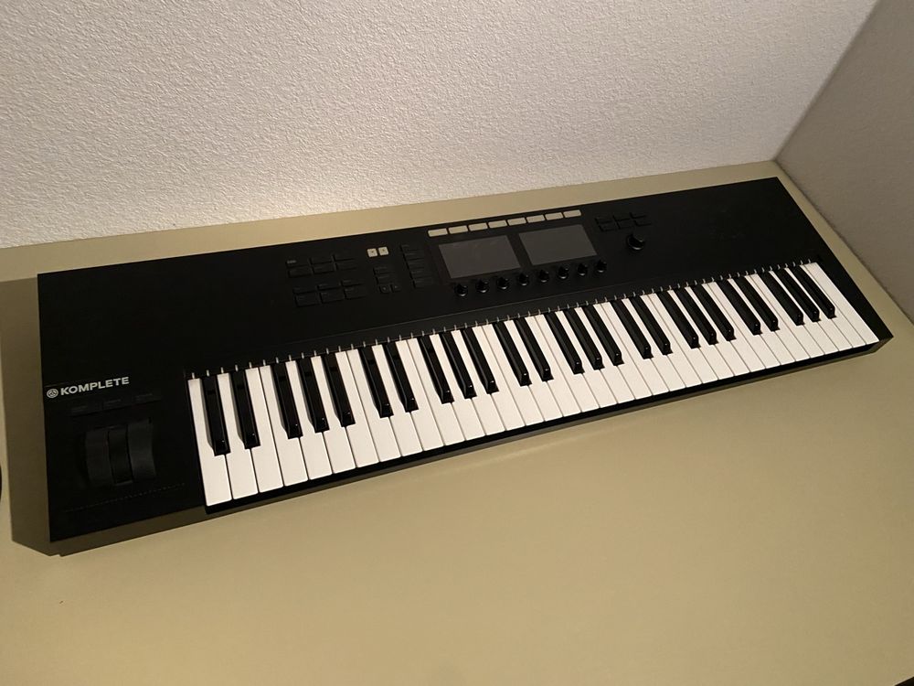 Keyboard, Komplete Kontrol S61 MK2, Machine 2 Keyfactory (Gebraucht) in ...