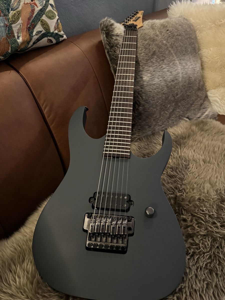 Ibanez Strumenti musicali: Ibanez RG-1527 DCK Custom 7-String Einzelstück – Usato da Rheinfelden venduto da dkkorn78 3