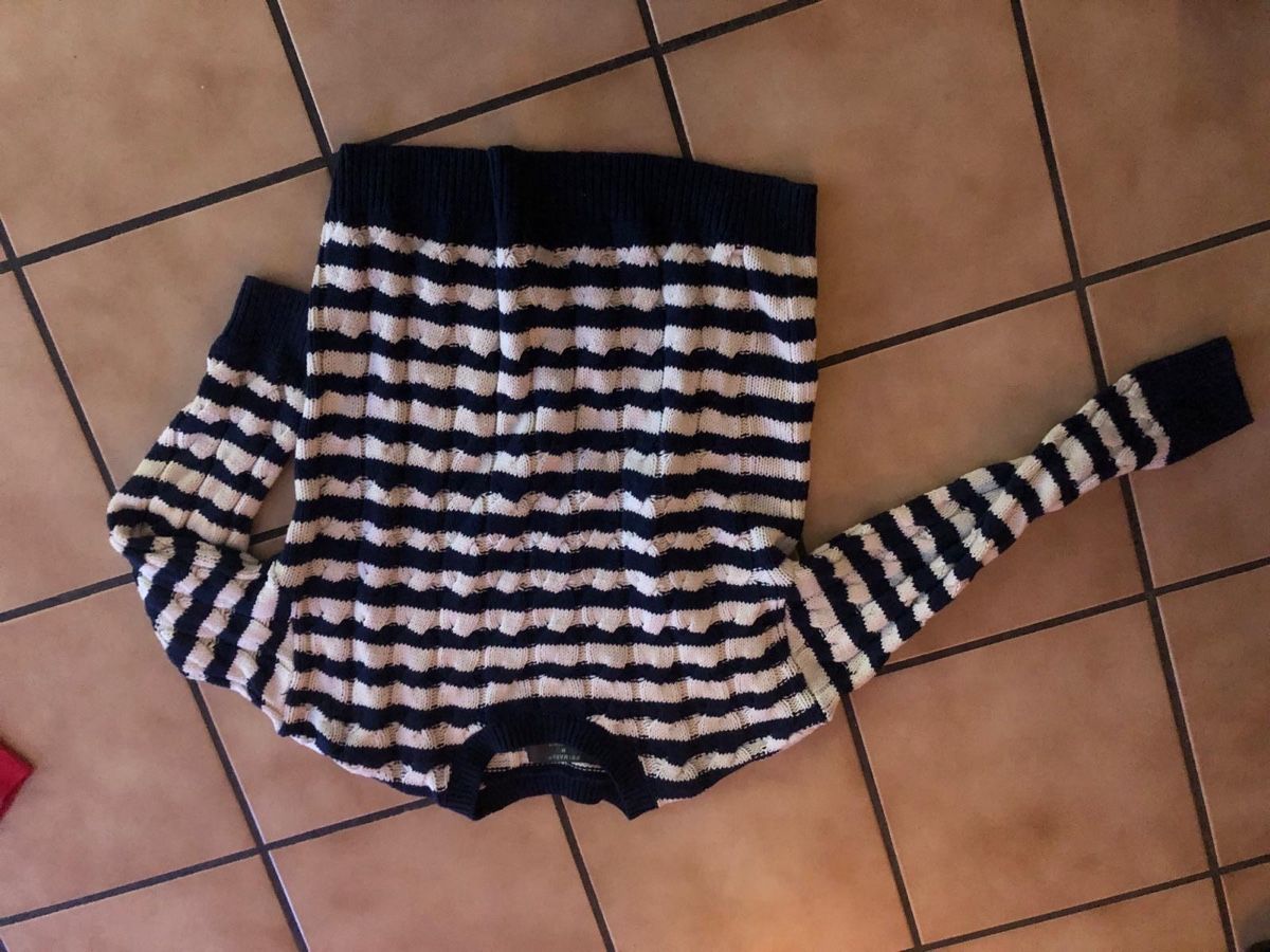 Pullover & Sweatshirts: Pullover – Neu (gemäss Beschreibung) aus Rechthalten von nicole050