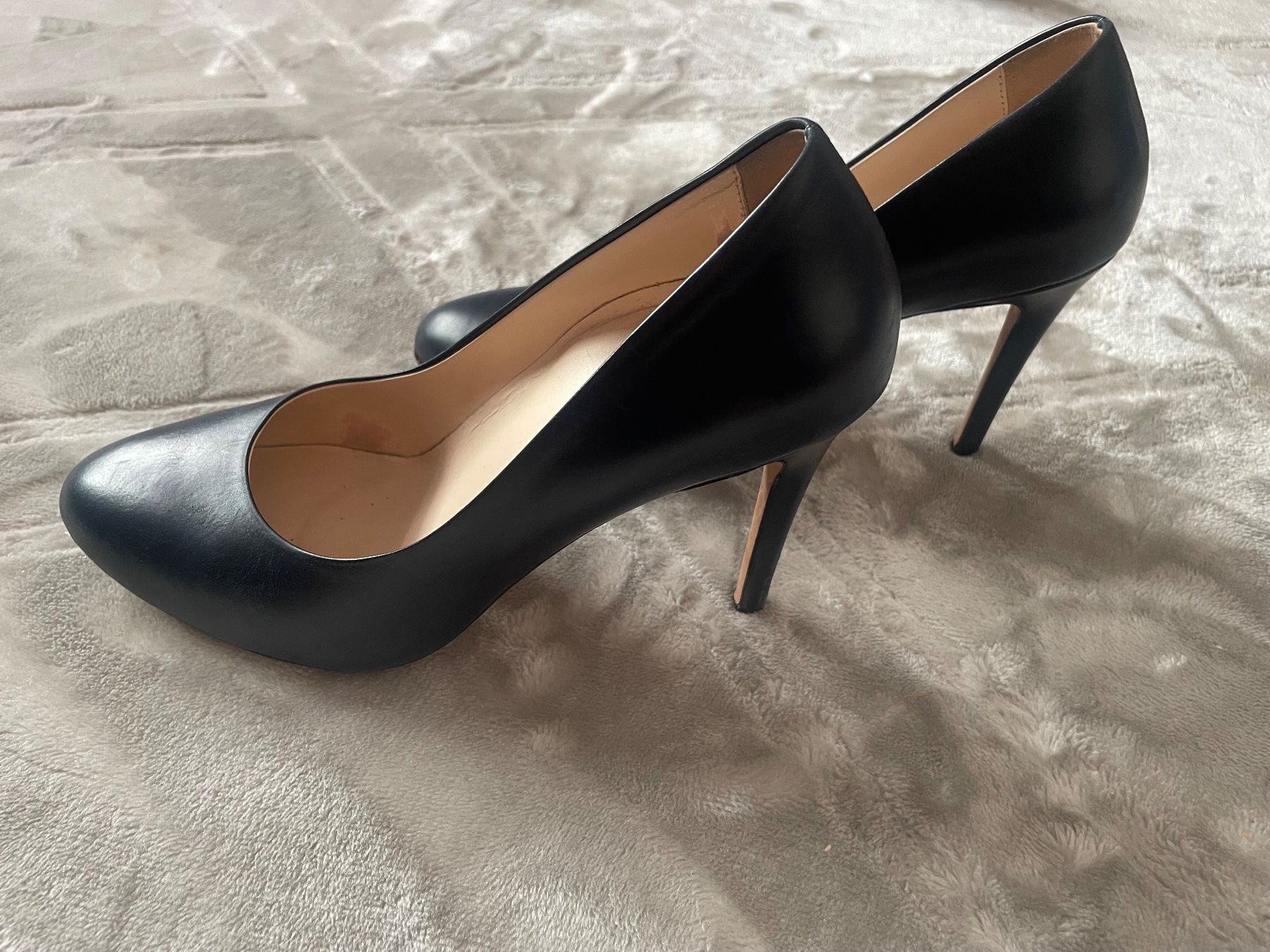 Navyboot Damenschuhe: Pumps Navyboot dunkelblau Leder Grösse 38 – Gebraucht aus Zürich von Maggi1980