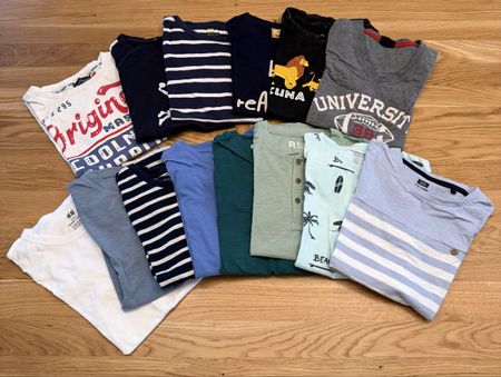 T-Shirt Set Gr. 134, Top Zustand, 14 Stück