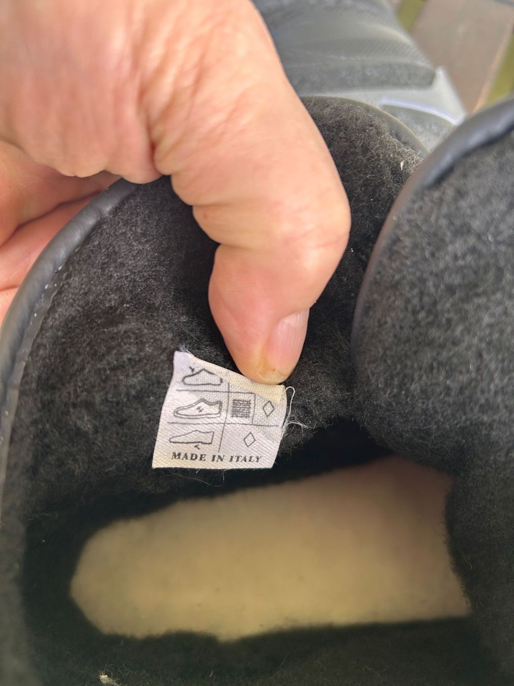 Scarpe da uomo: Arbeits oder Winterschuhe  Grösse 44 – Nuovo (secondo la descrizione) da Aristau venduto da WalterM06 4