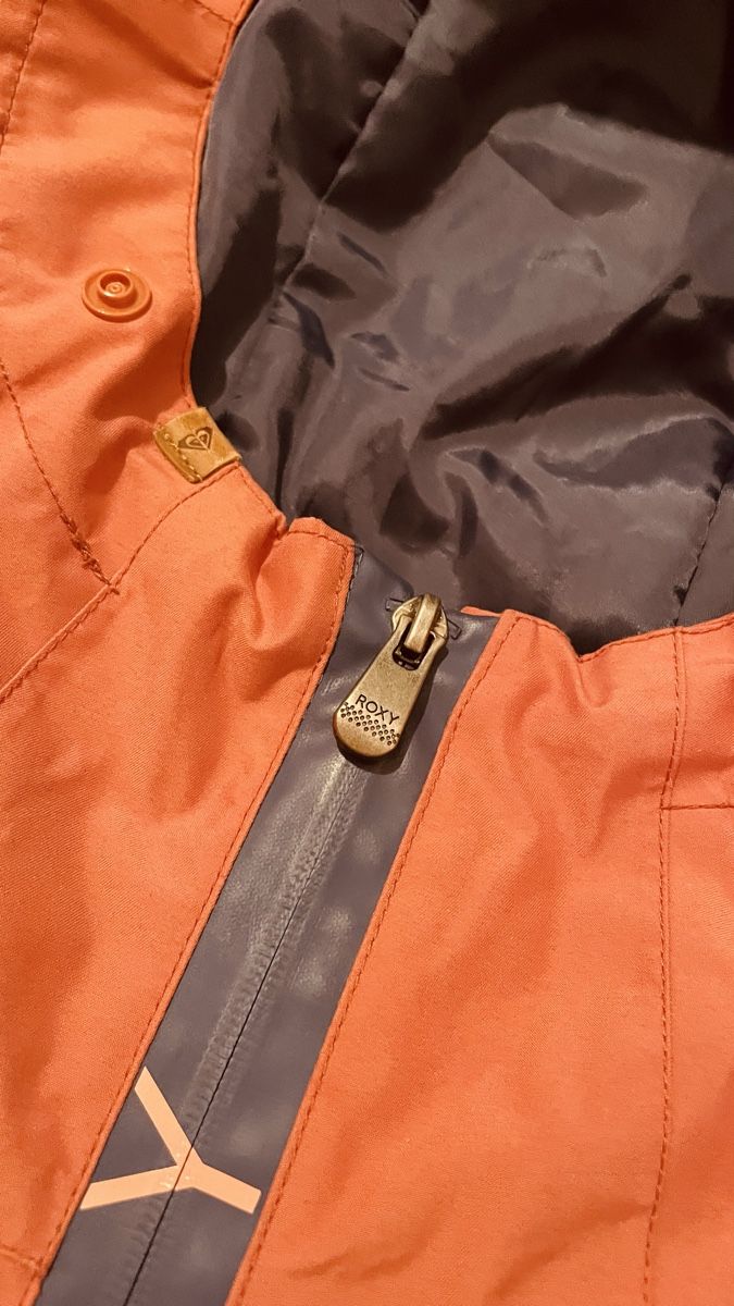 Roxy Giacche: Ski- oder Snowboardjacke Roxy Damen Größe L – Usato da Luzern venduto da lei_5btm 2