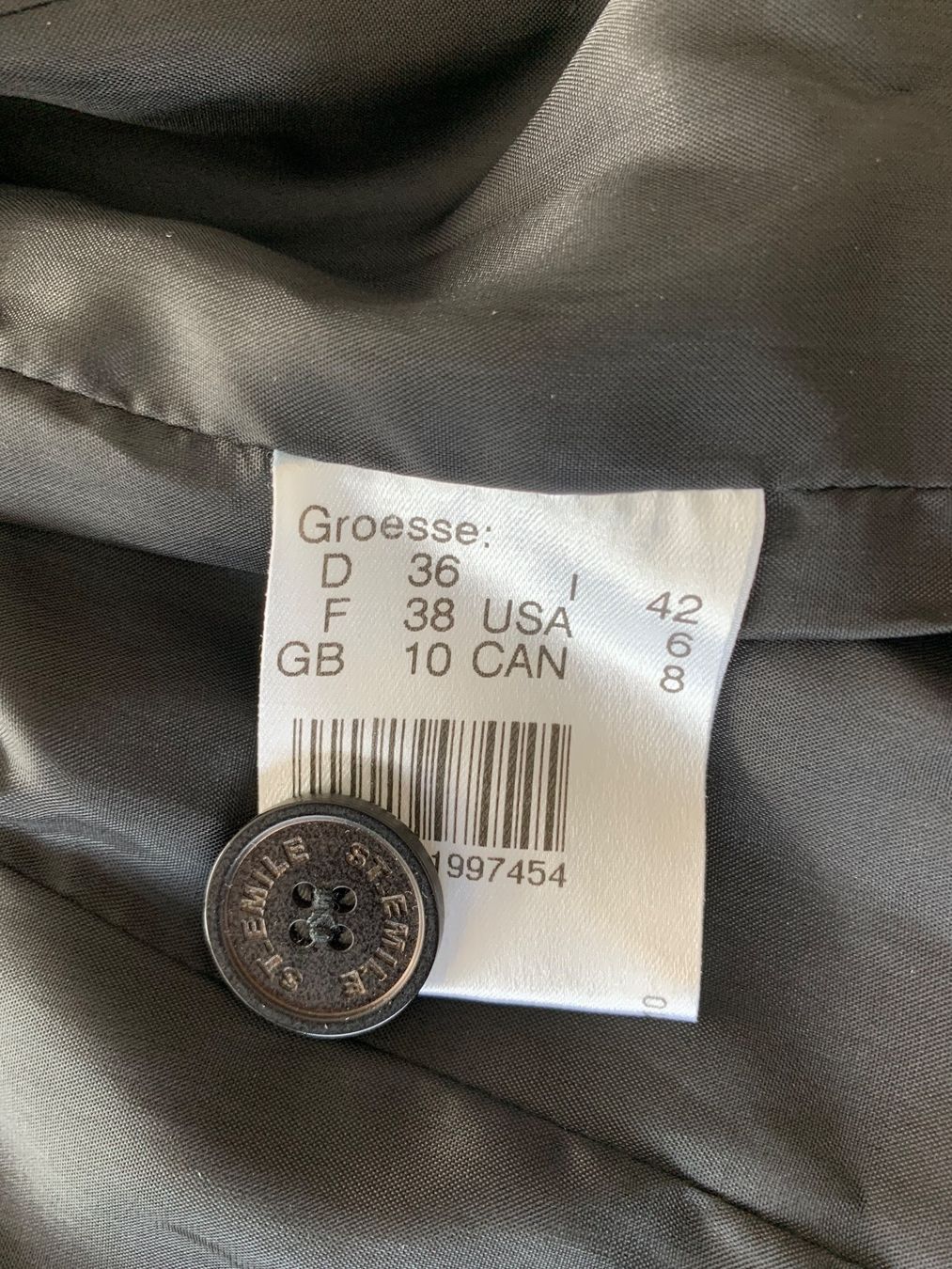 Giacche: Schwarzer Blazer von St. Emile Gr. 36 – Usato da Oberweningen venduto da Bumblebee2 3