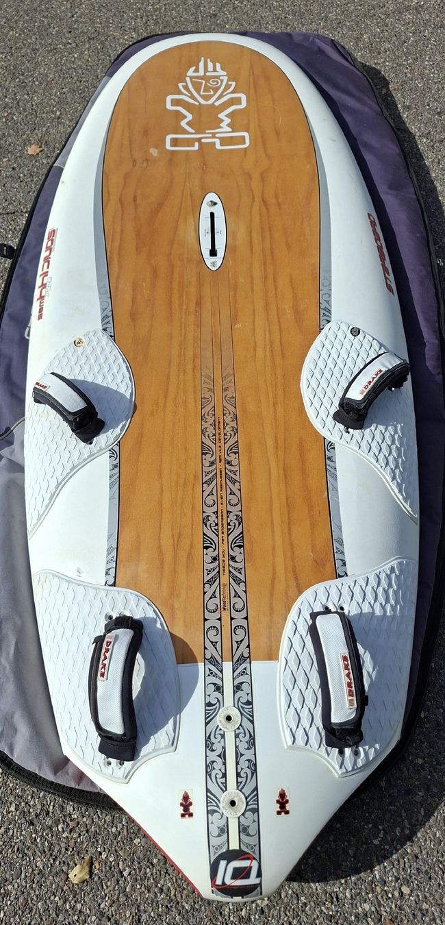Planches de surf: Starboard Windsurf Board Isonic 144 liter – D'occasion à Fällanden par Nmustang