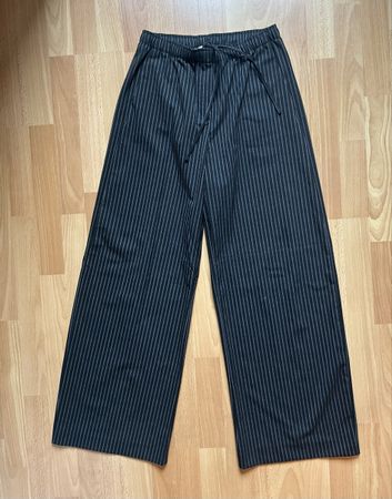 Stoffhose Weekday gestreift schwarz guter Zustand