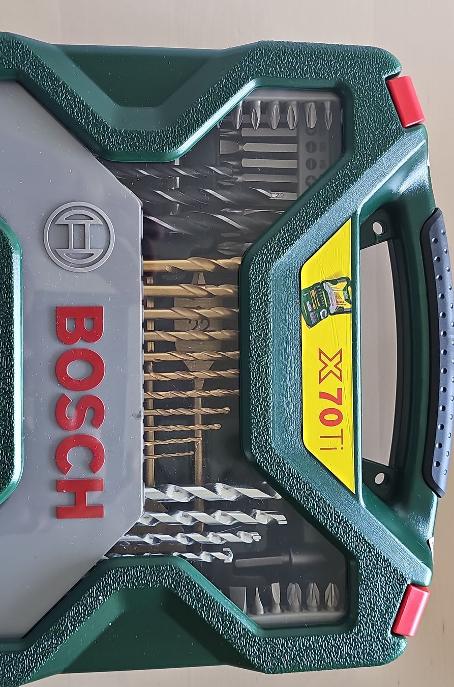 Bosch Tutti gli attrezzi: Bosch X70Ti Drill Bit Set - 70 Pieces - Ungeoffnet – Nuovo e nell'imballaggio originale da Gossau ZH venduto da McBau