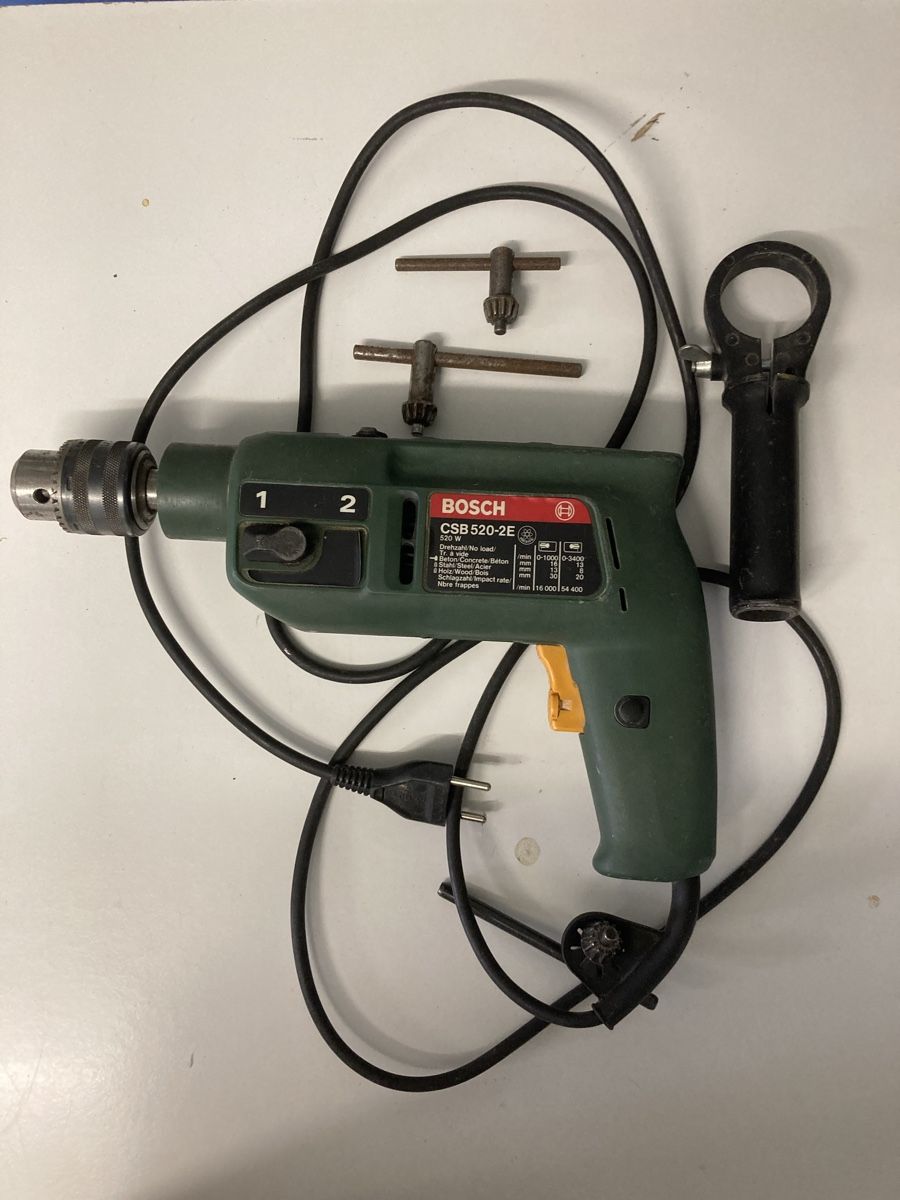 Bosch Perceuses: Bohrmaschine – D'occasion à Wallenwil par Clare1