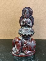 Statue Bouddha sur éléphant, art asiatique ancien
