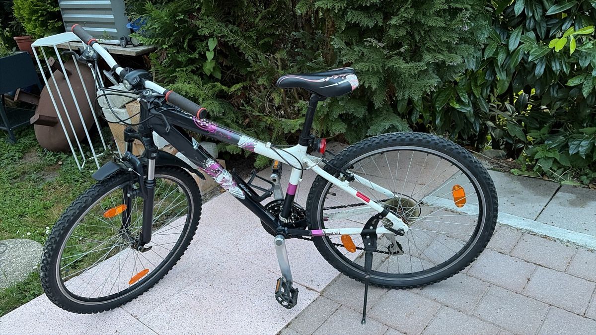 Biciclette: Kinder /Mädchen  Jugendliche Velo – Usato da Oberengstringen venduto da amabli29