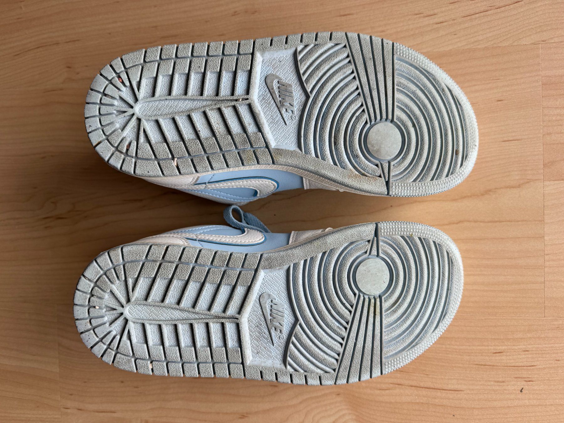 Jordan Damenschuhe: Baskets basses Air JORDAN 1LOW SE – Gebraucht aus Denens von sar_5wlm 4