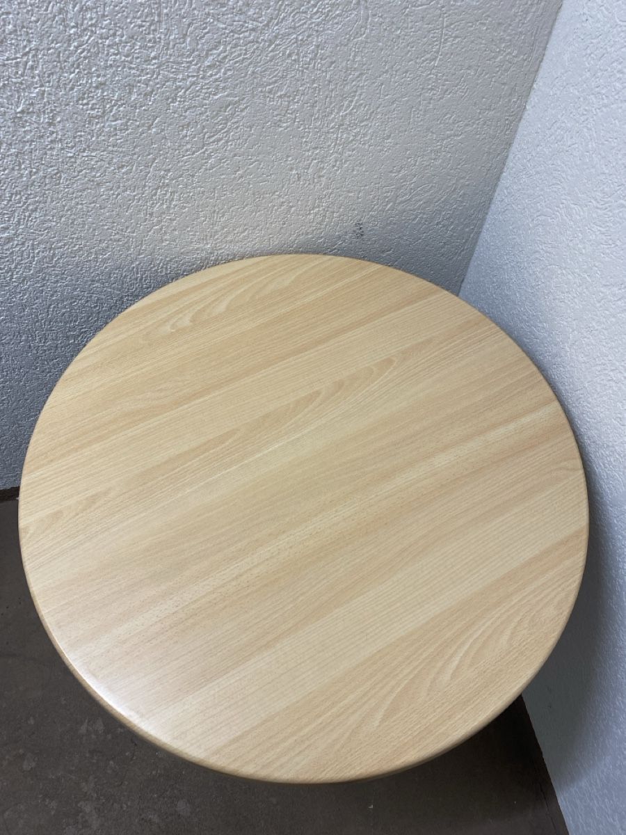 Tische: Runder Tisch Holzoptik – Gebraucht aus Zürich von jul_t5bg 3