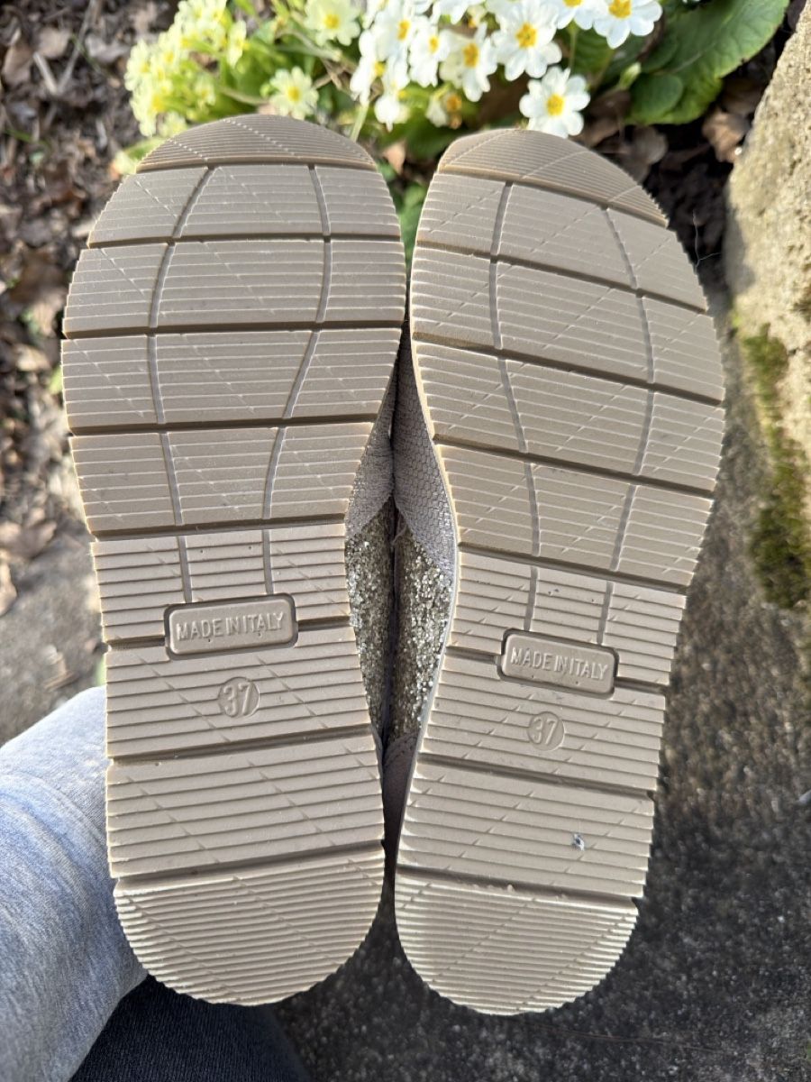 Scarpe da donna: Sneaker von Gosoft Gr. 37 – Usato da Oberrohrdorf venduto da Mariann79 3