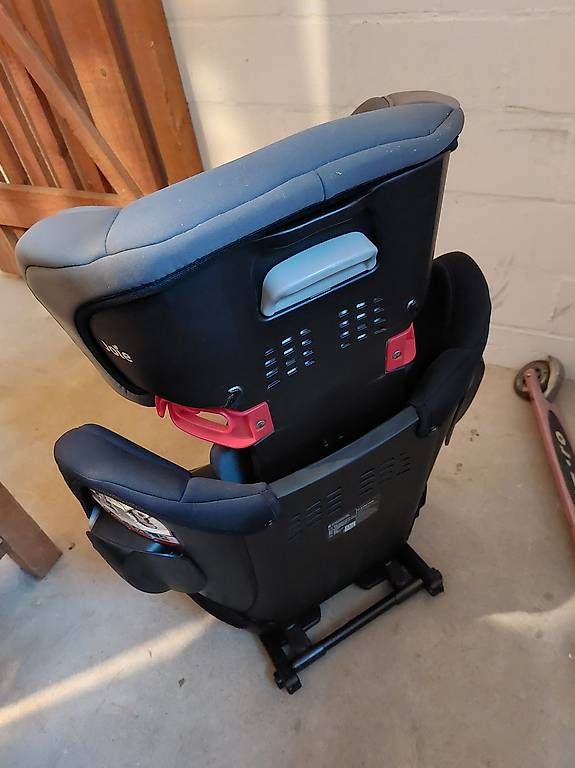 Seggiolini per auto: Kindersitz Joie – Usato da Otelfingen venduto da Adnil02 2