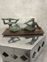Bronze Skulptur ZWEI FRAUEN mit Holzsockel, Kunstobjekt CHF