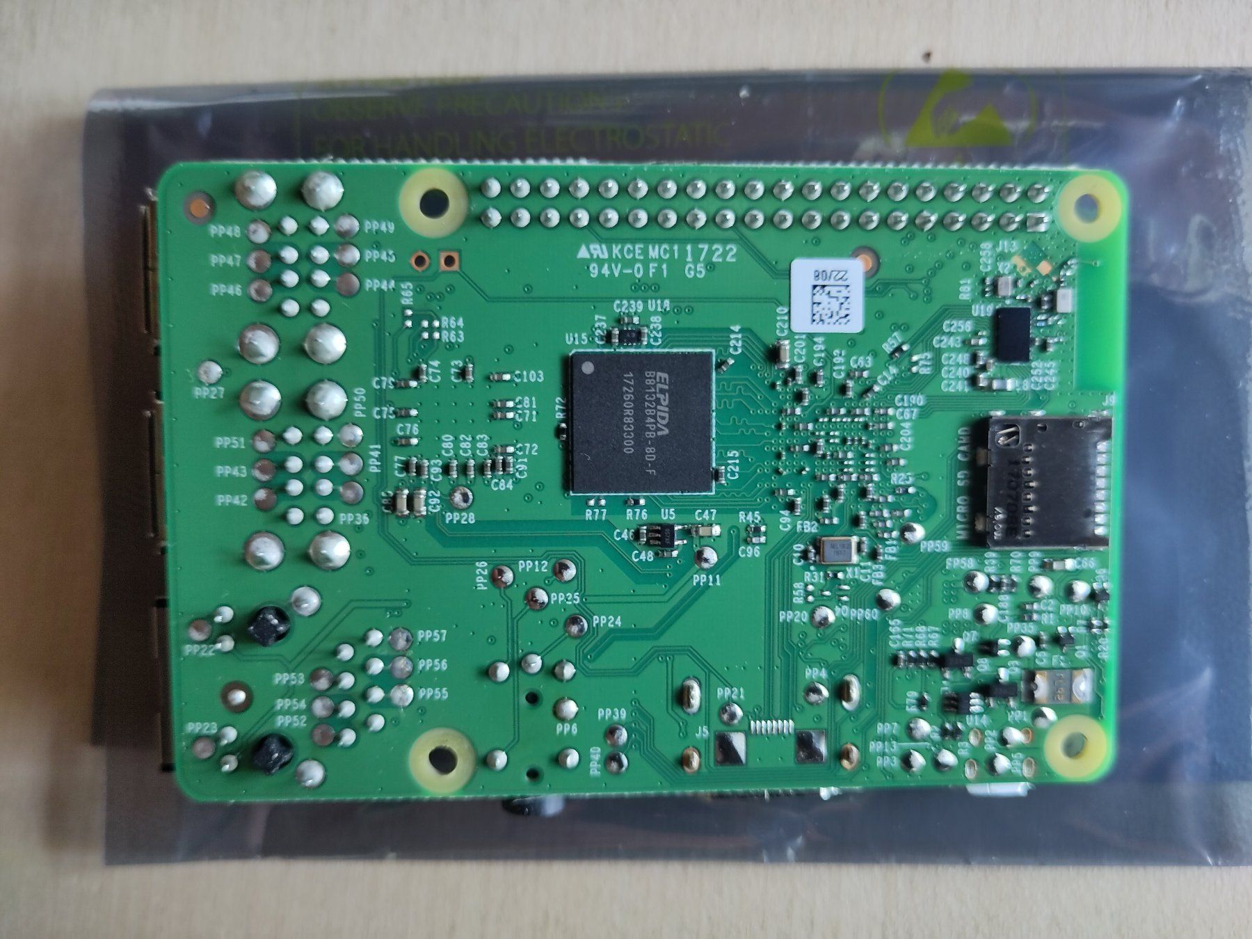 Raspberry Pi PC: Raspberry Pi 3 Model B mit Zubehör und KODI Box – Nuovo (secondo la descrizione) da Verscio venduto da Pwyss 2