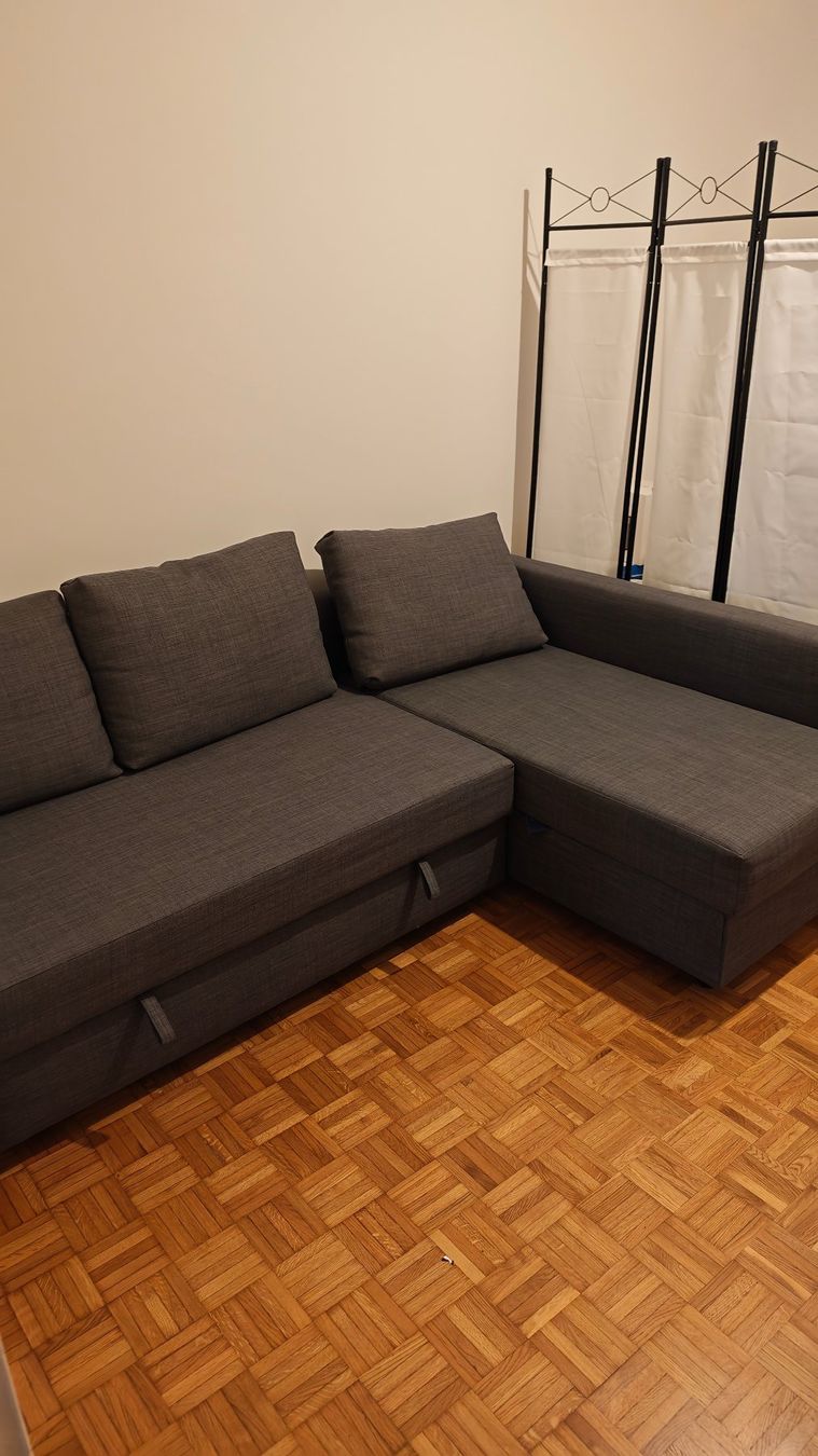 Ikea Sofas: FRIHETEN Sofa-Bed Canapé-lit – D'occasion à Genève par ugrasergun 1