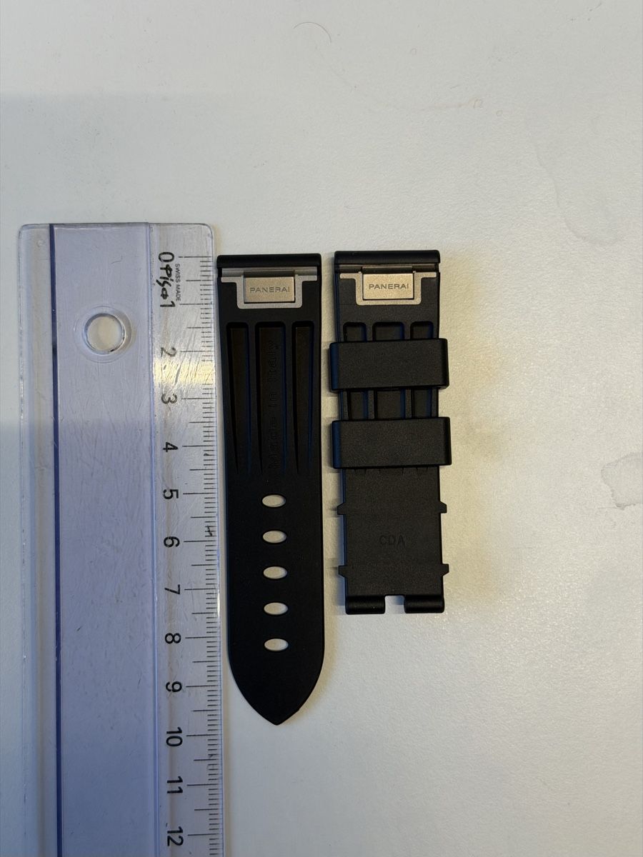 Panerai Bracciali & Braccialetti: Panerai Kautschuk-Band – Nuovo (secondo la descrizione) da Obfelden venduto da yves_1988 1