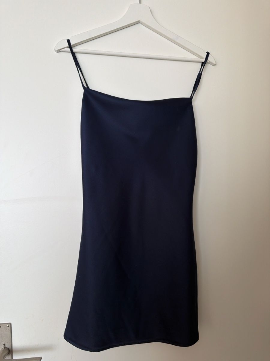 Brandy Melville Vestiti: Dunkelblaues Minikleid XS – Nuovo (secondo la descrizione) da Meilen venduto da laraherre