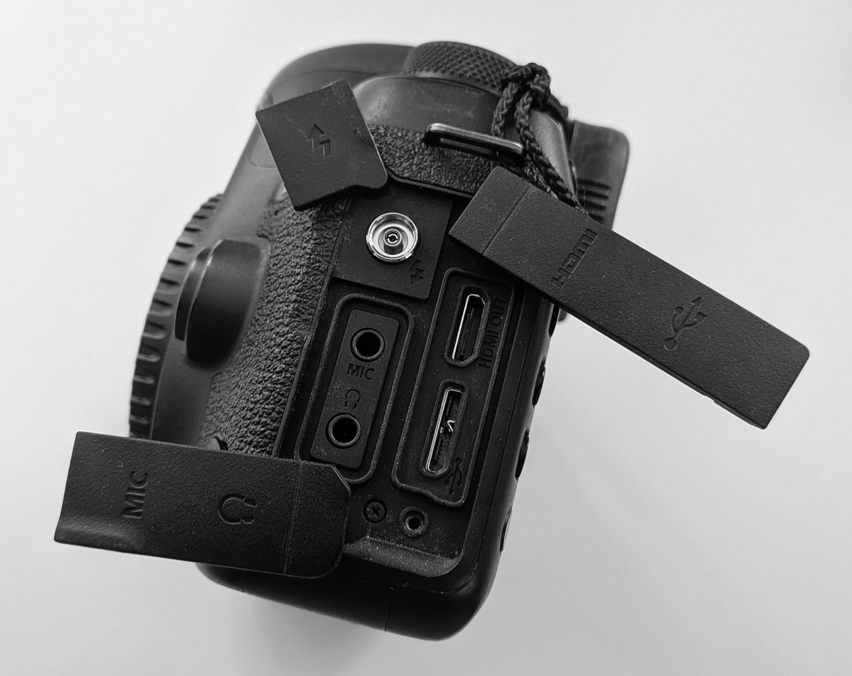 Canon Fotocamera: Canon 5D Mark IV mit Zubehör – Usato da Hinwil venduto da Adriananders 3
