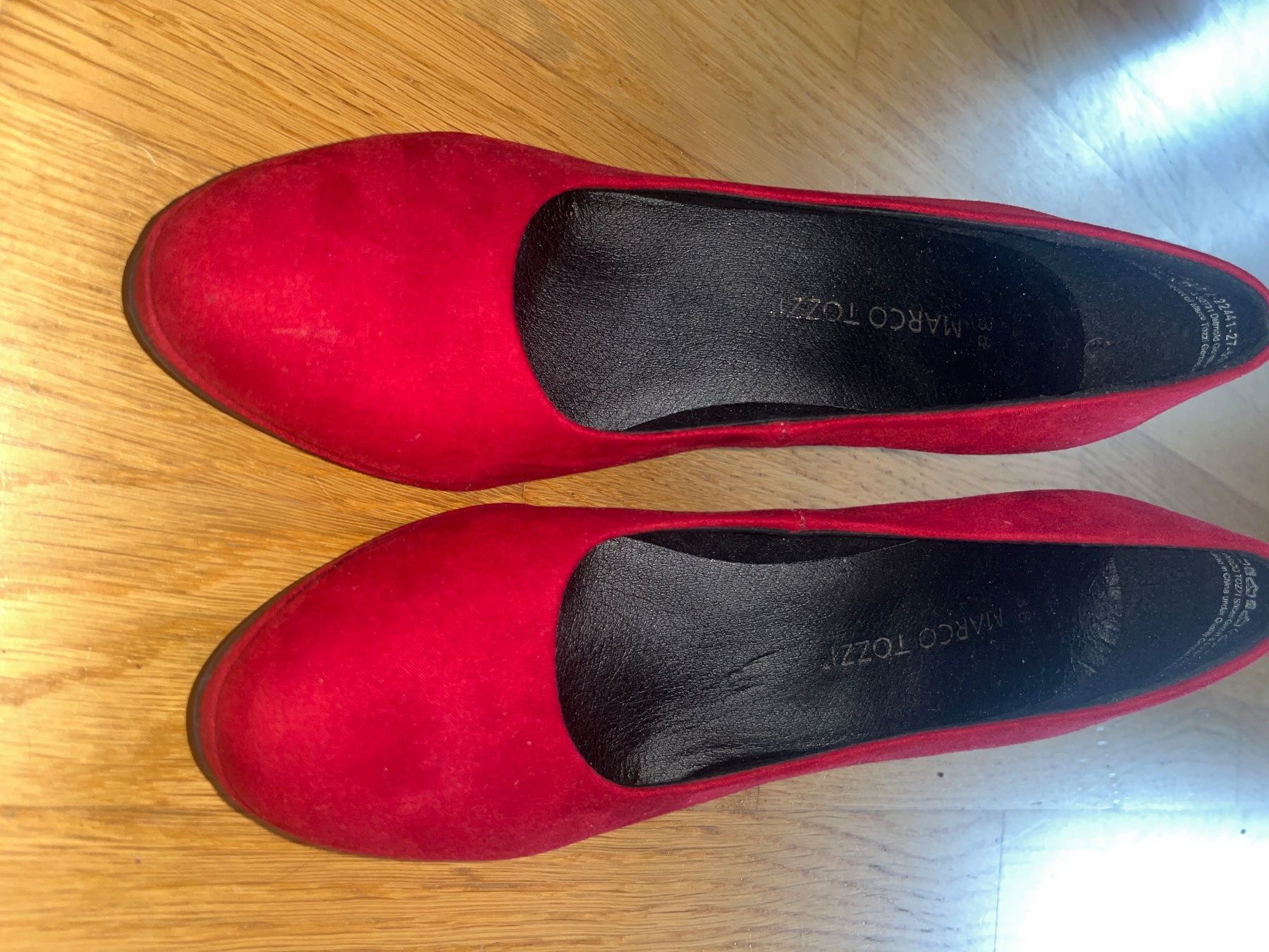 Scarpe da donna: Roter High Heel Damenschuh – Usato da Sarmenstorf venduto da Agalot 2