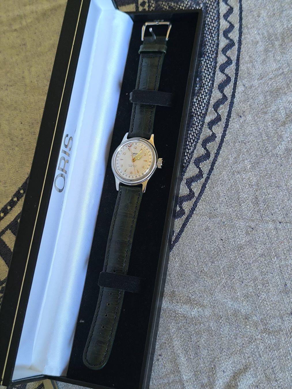 Oris Uhren: Montre Oris Pointer Date automatique en acier inoxydable – Neu und originalverpackt aus Genève von jim_2t7h 2
