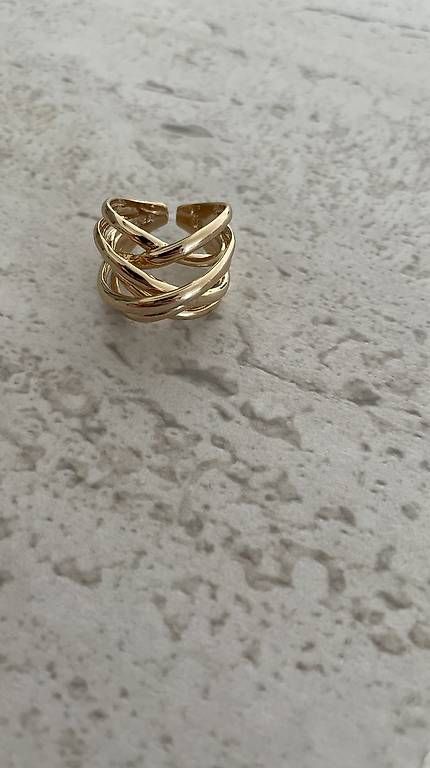 Bagues: Bague – D'occasion à Satigny par Pauline_1987