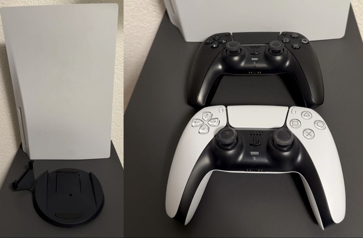 Sony Consoles: Sony PS5 Disc Edition 2 Controller, Ladestation und Zubehör – D'occasion à Bern par MyCollection1996 7