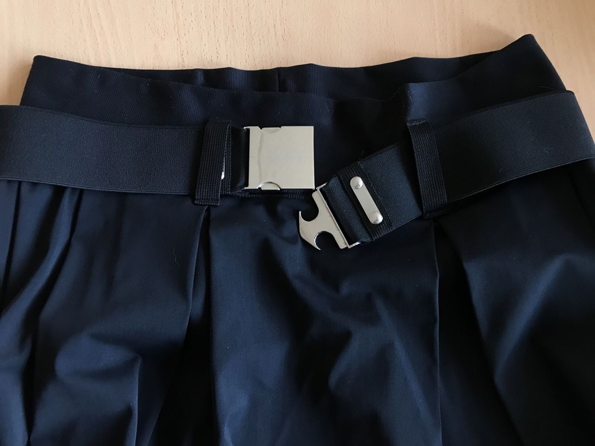 Gonne: Jupe noire HIGH Tech, taille 38, forme tulipe – Usato da Morges venduto da sandy069 7