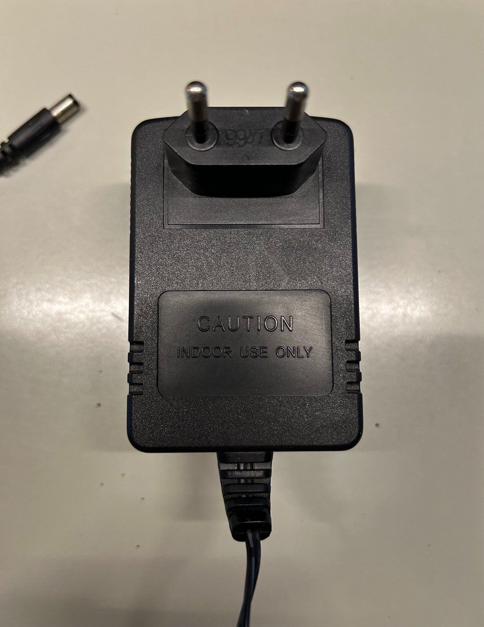 Alimentazione elettrica: Alimentatore AC/DC 16 V - 900 mA – Usato da Giubiasco venduto da LorisVale 2