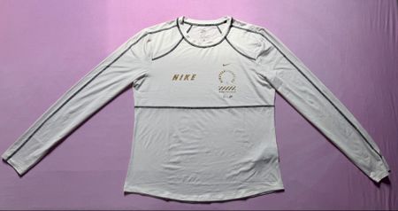 Sweat Nike XL – Blanc/Or – Comme neuf