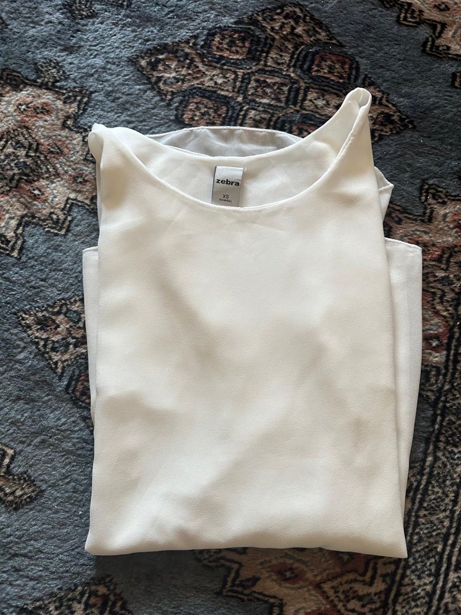 Zebra Camicette: ZEBRA BLUSE XS WIE NEU – Nuovo (secondo la descrizione) da Gutenswil venduto da Bregenzer8610 3