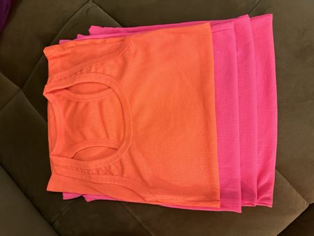 Sommer Tank Tops im Ripp Design, verschiedene Farben