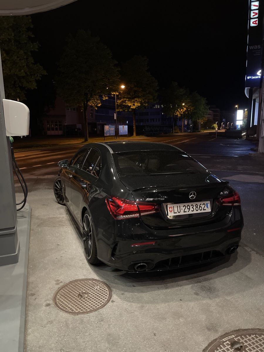 Mercedes-Benz Automobili: Mercedes A35 Amg Limousine – Nuovo (secondo la descrizione) da Luzern venduto da lil_zd5g 2