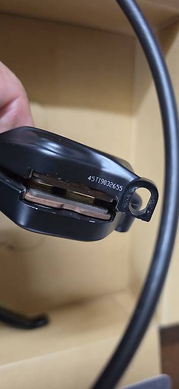 Pièces détachées: SRAM Code R Bremsen hi/vo – D'occasion à Pieterlen par desi_loly01 1