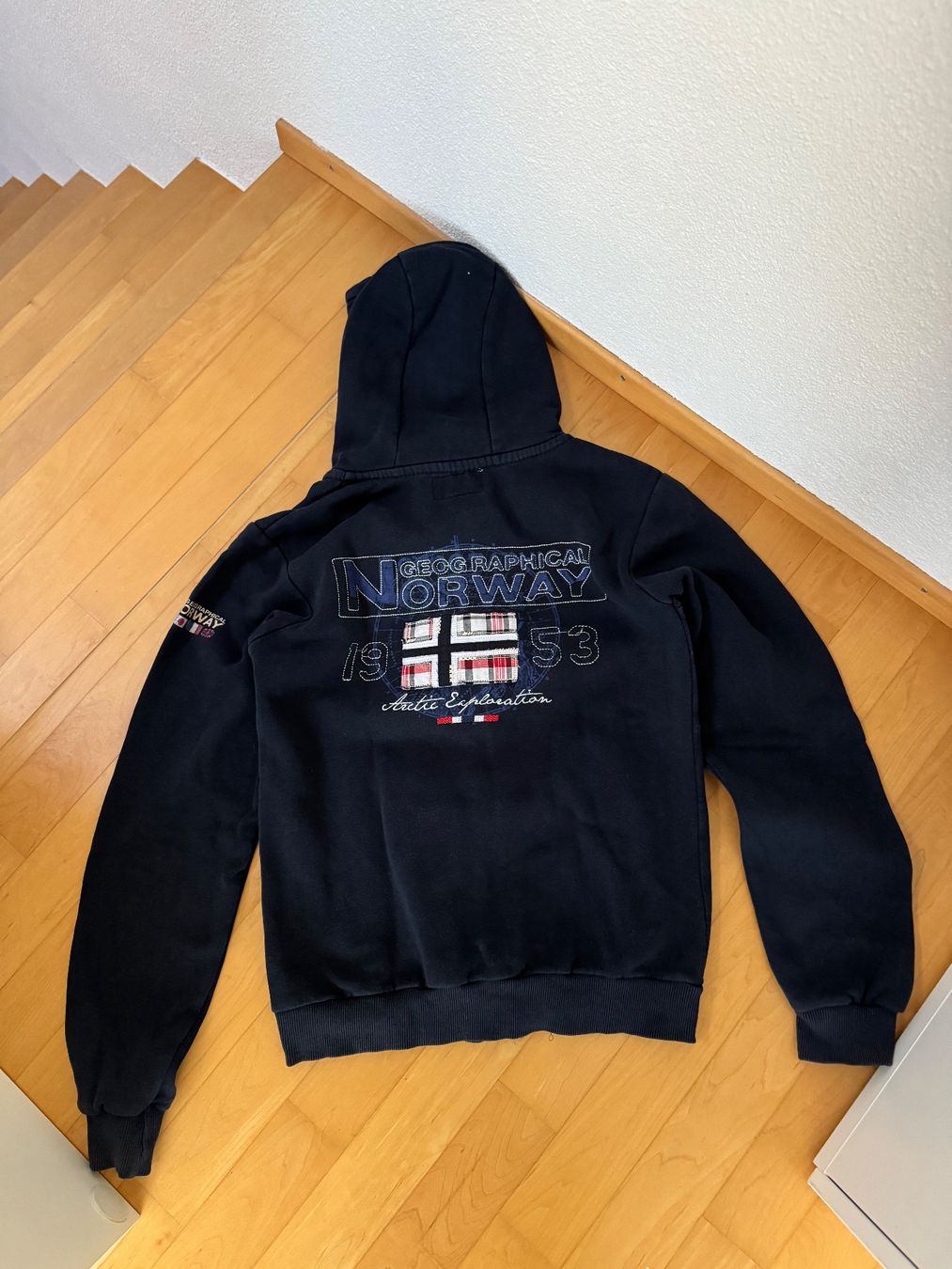Pulls & Sweat-shirts: Toller Pullover dunkelblau, Gr. 164 – D'occasion à Uster par Niamgro 1