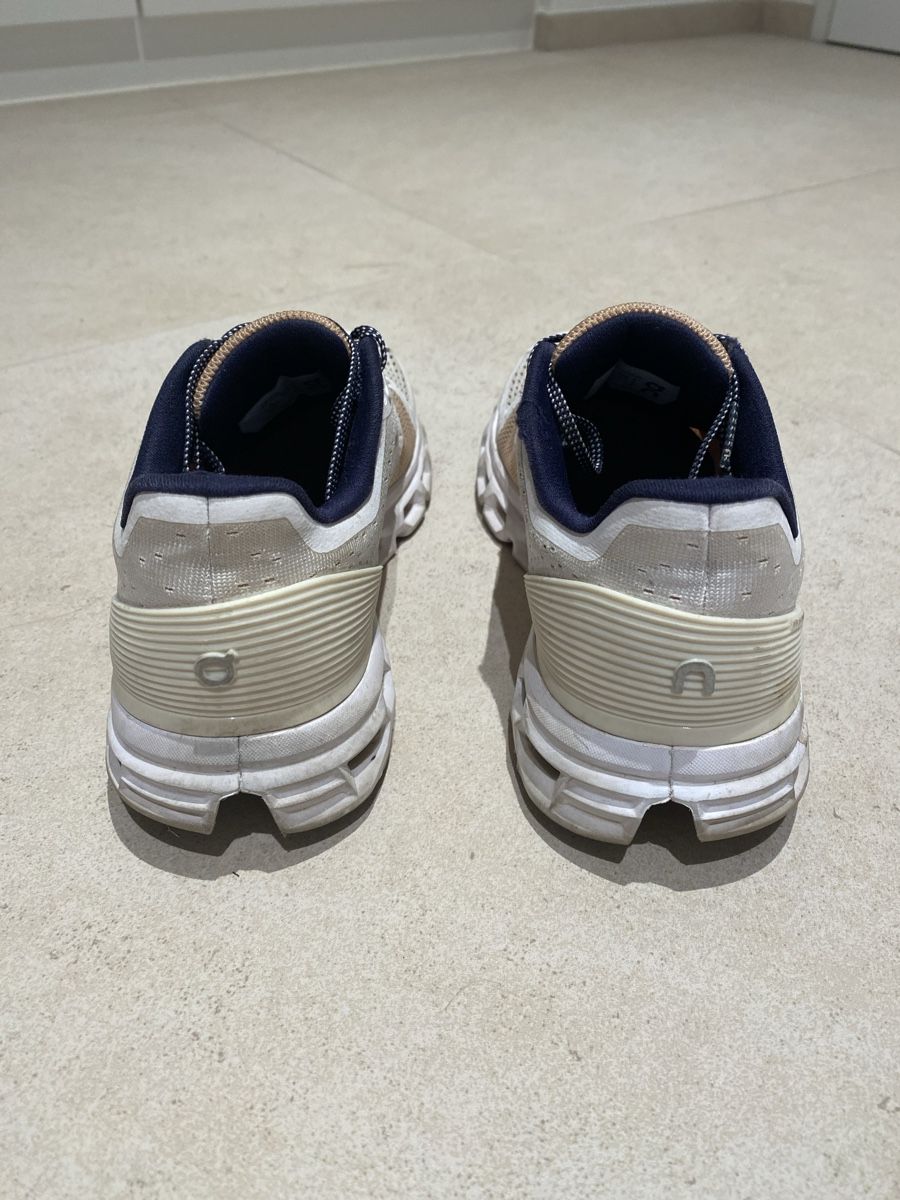 On Scarpe da uomo: ON Cloudstratus - 37.5 – Usato da Tenero venduto da _tamara 2