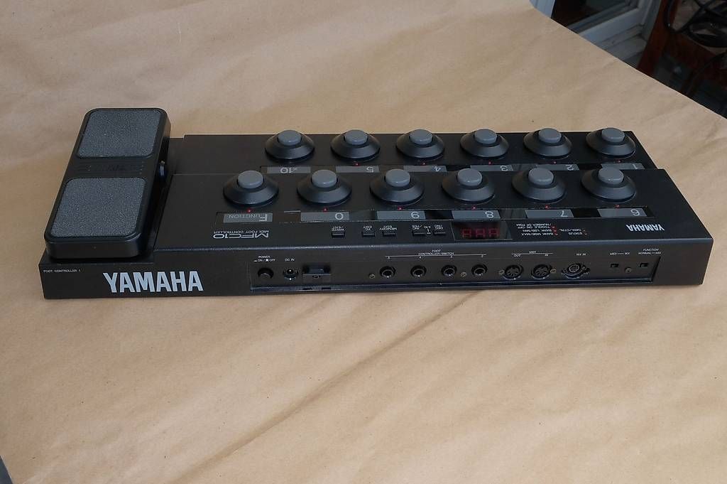 Yamaha Musikinstrumente: Yamaha MFC-10 MIDI Foot Controller – Gebraucht aus Basel von Bertob 4