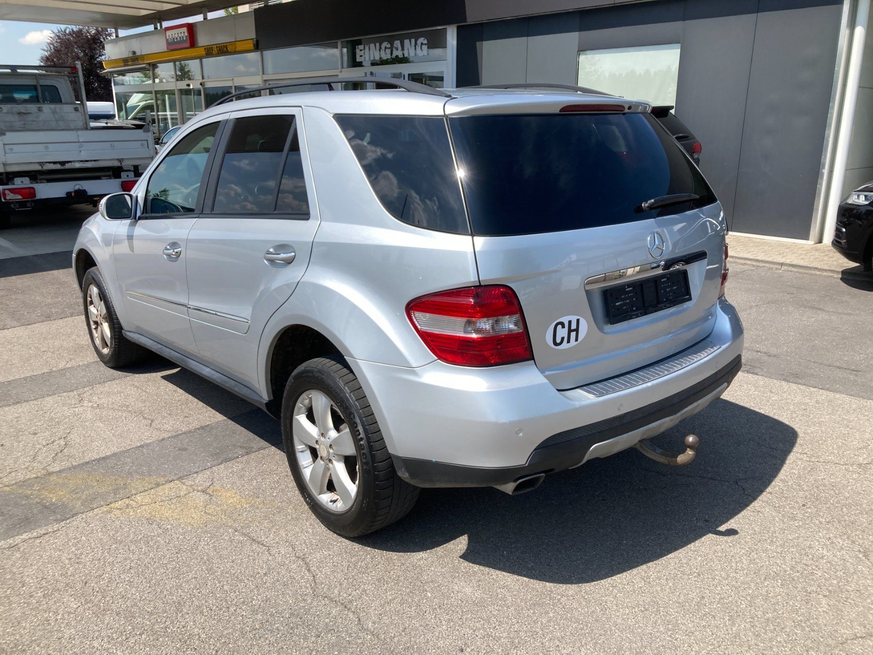 Mercedes-Benz Automobili: Mercedes Benz ML 320 CDI mit AHK für Export oder Bastler – Usato da Cham venduto da WB2223 3