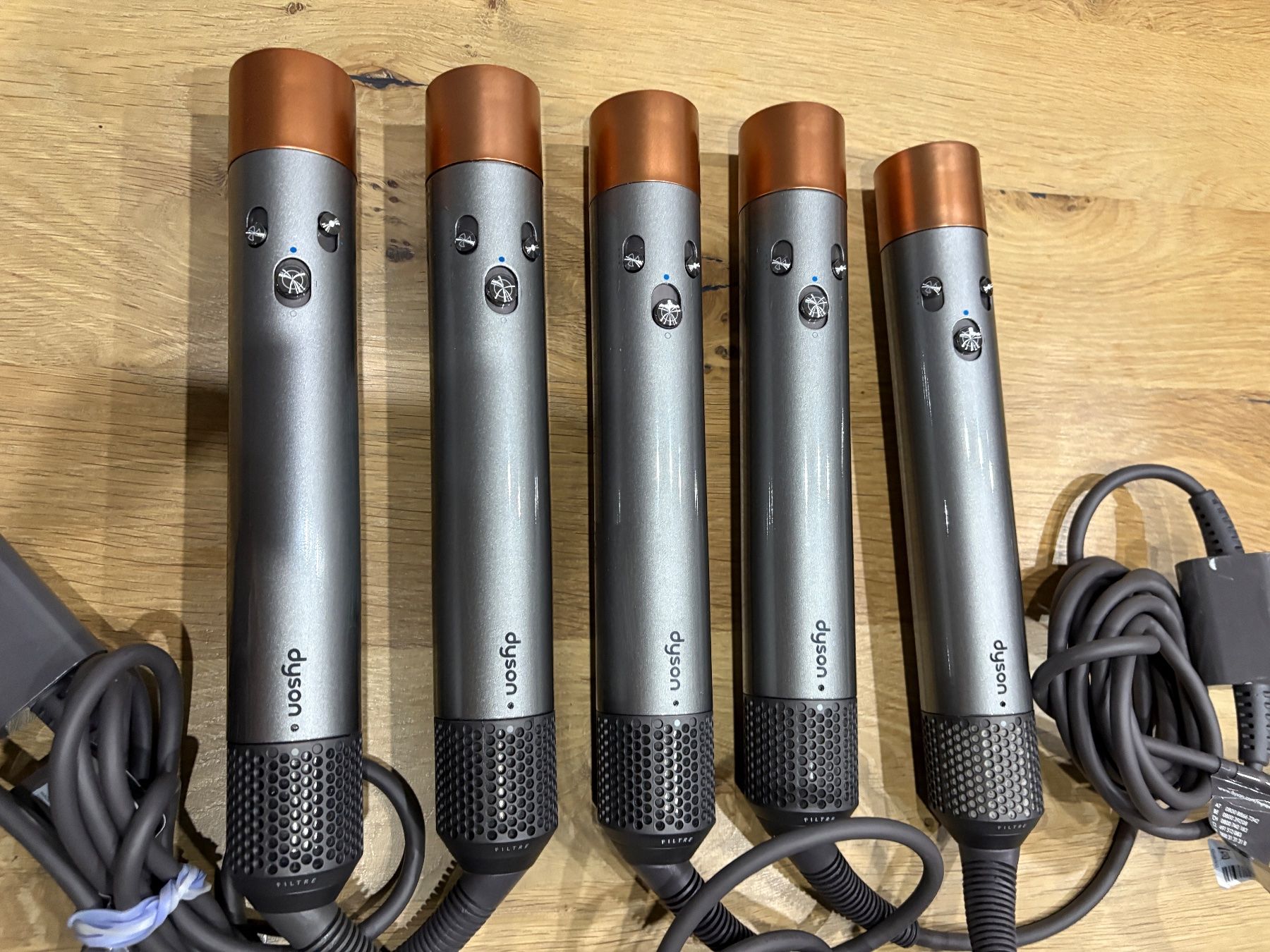 Dyson Asciugacapelli: Dyson Airwrap Multi-Styler HS05 – Difettoso da Lausen venduto da sen_jm7c 3