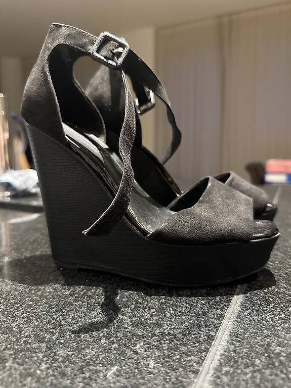 Chaussures femmes: Dorothy Perkins high heels – D'occasion à baar par may_8fwr 1