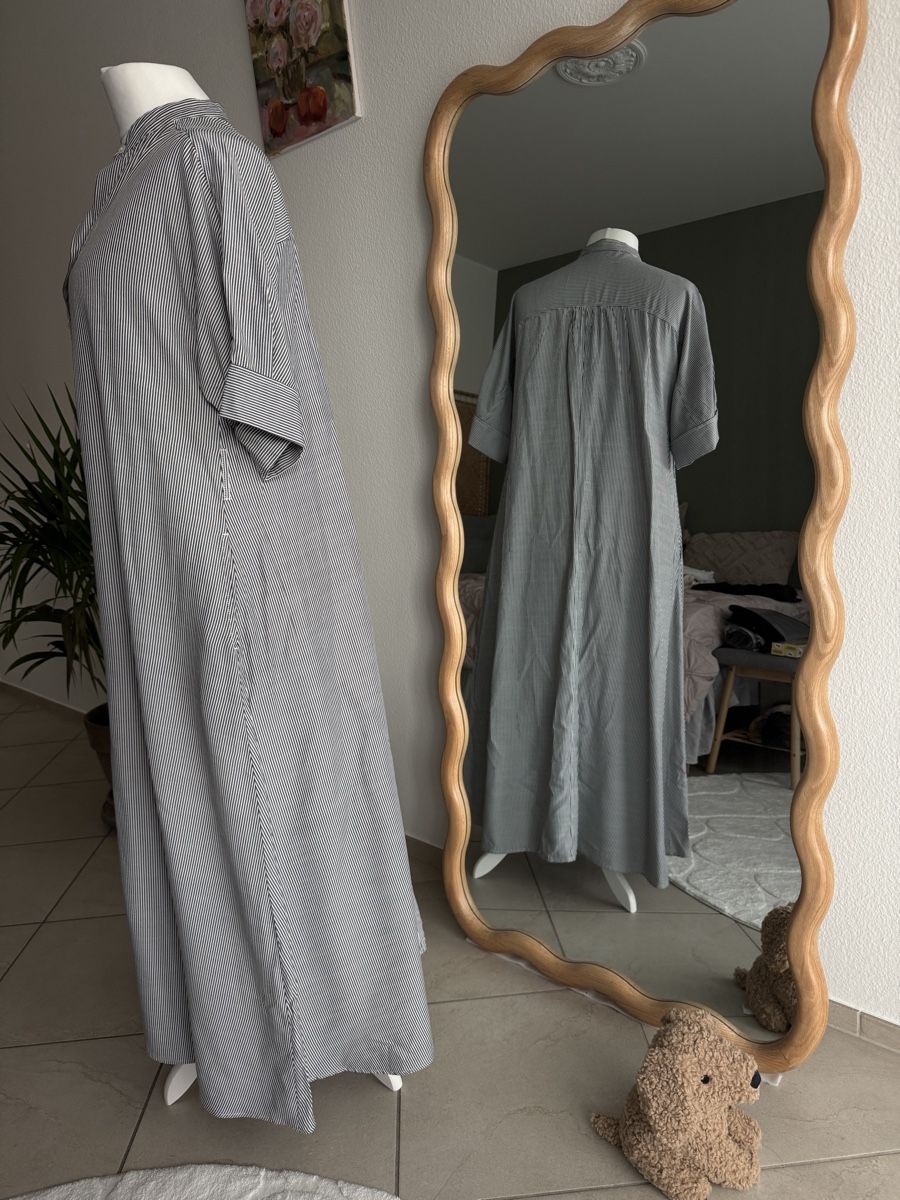 Vestiti: Gestreiftes Kleid dunkelgrau-weiss – Nuovo (secondo la descrizione) da Muttenz venduto da einfach-schoen 1