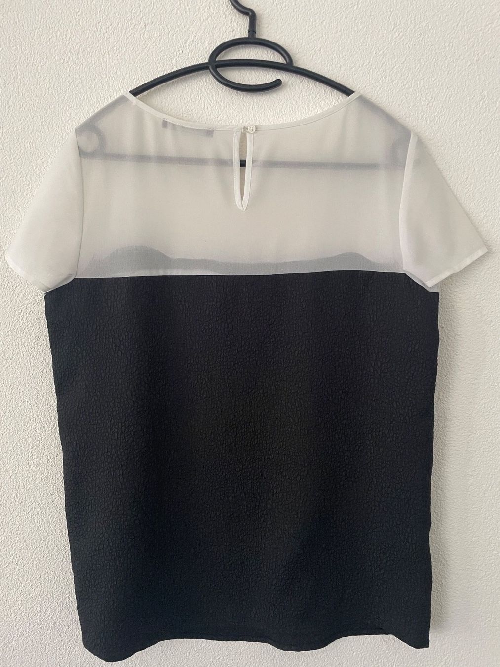 Camicette: Bluse esprit schwarzweiss Gr. 36 – Usato da Schmitten FR venduto da ancaob 2